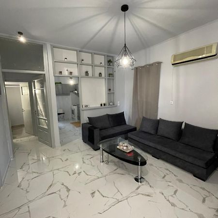 Airpoint Renovated Apartment Artemida  Exterior photo